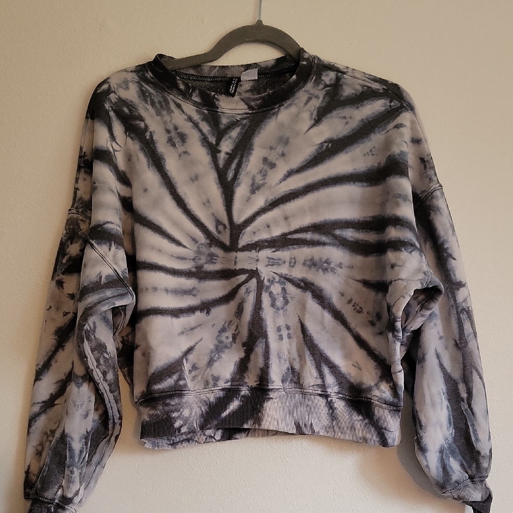 Divided Tie-Dye Black and Gray Women's Top